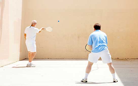 Seguro de viaje para ráquetbol